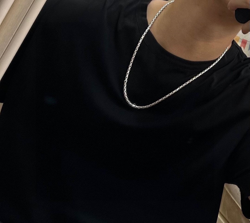 LV Necklaces